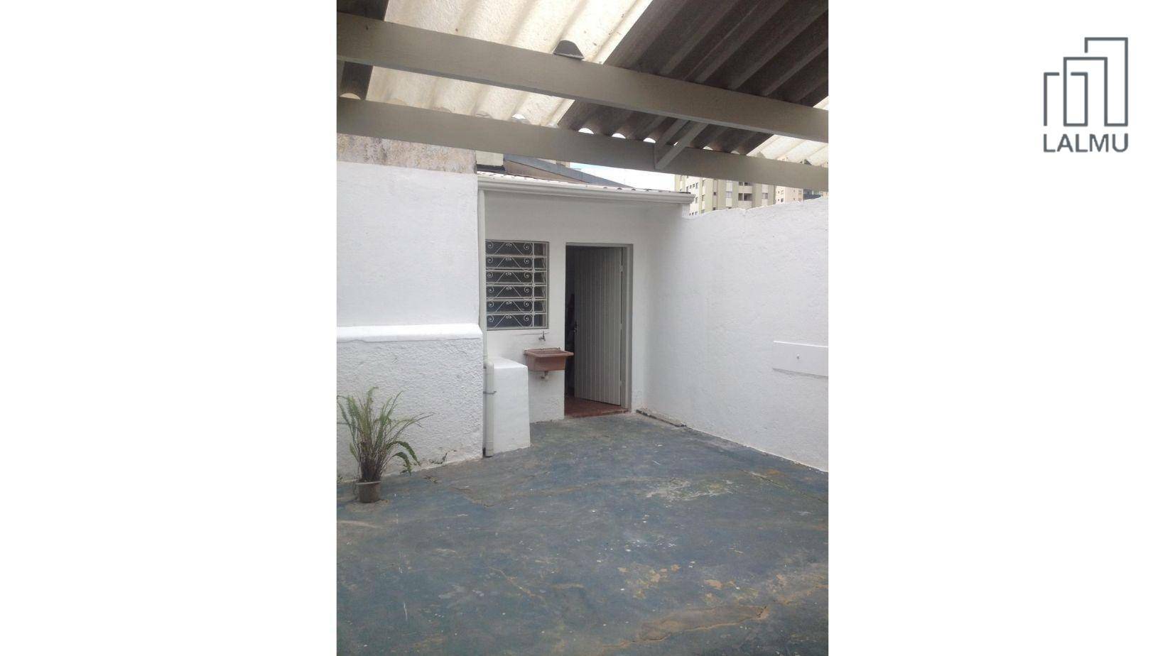 Casa para alugar com 3 quartos, 160m² - Foto 6