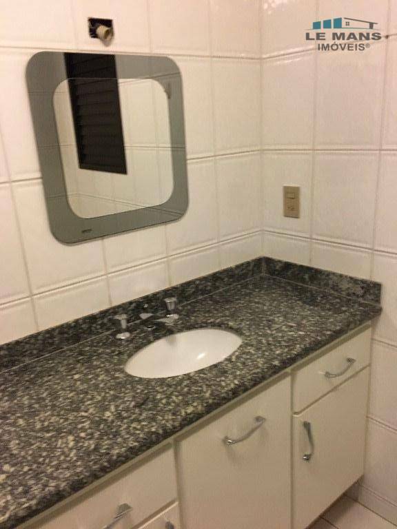 Apartamento à venda com 3 quartos, 127m² - Foto 23