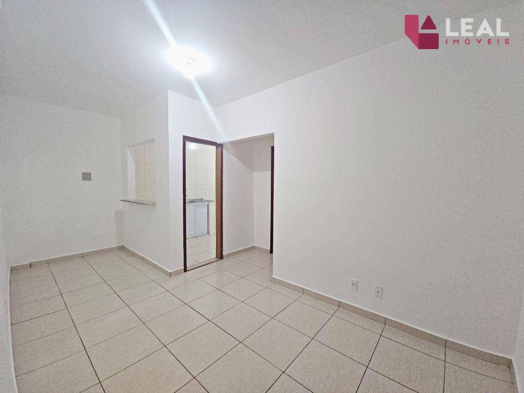 Apartamento para alugar com 1 quarto, 30m² - Foto 2