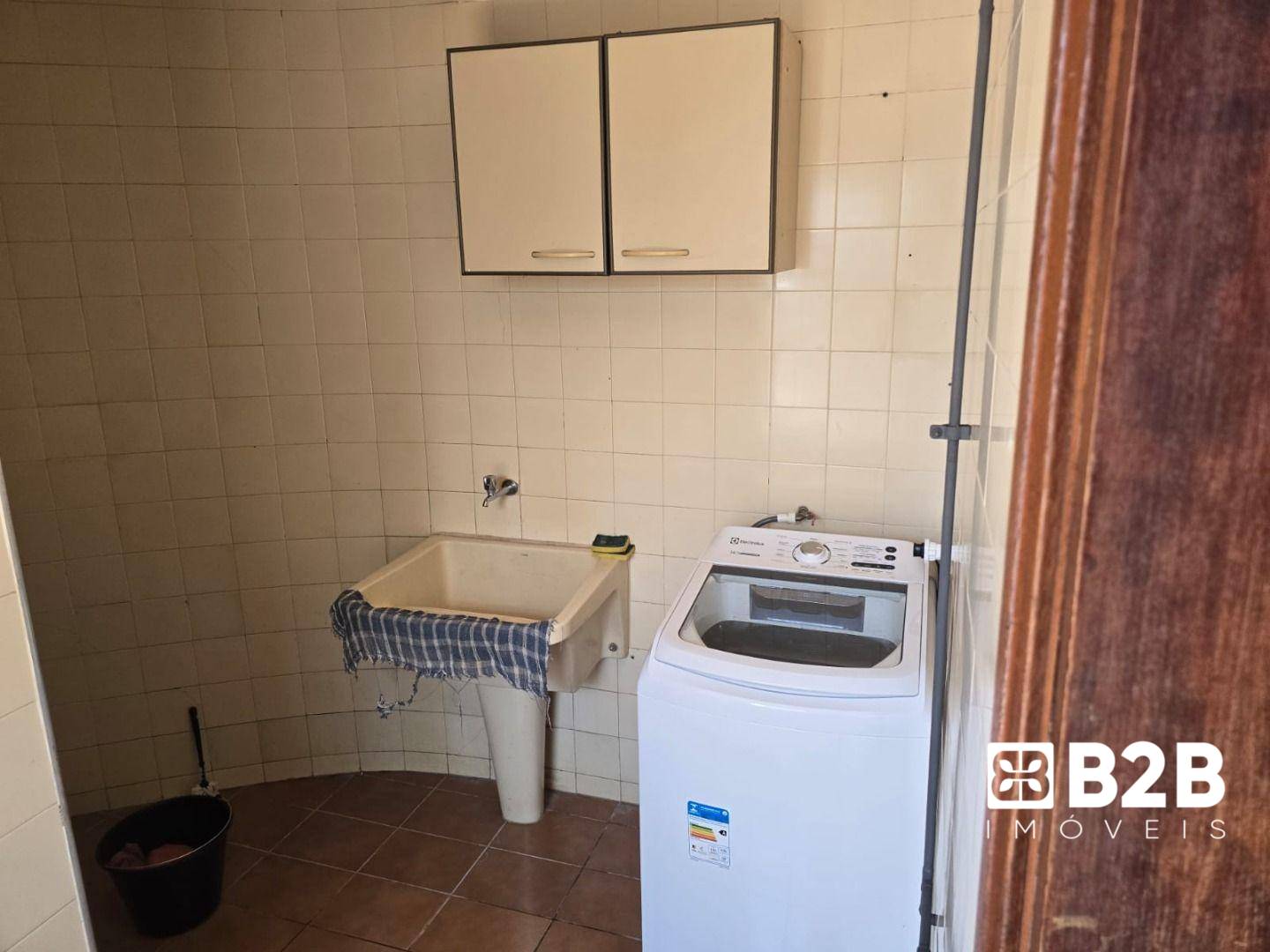 Casa à venda com 5 quartos, 290m² - Foto 25