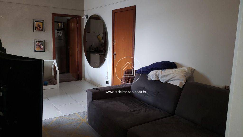 Apartamento à venda com 3 quartos, 95m² - Foto 7