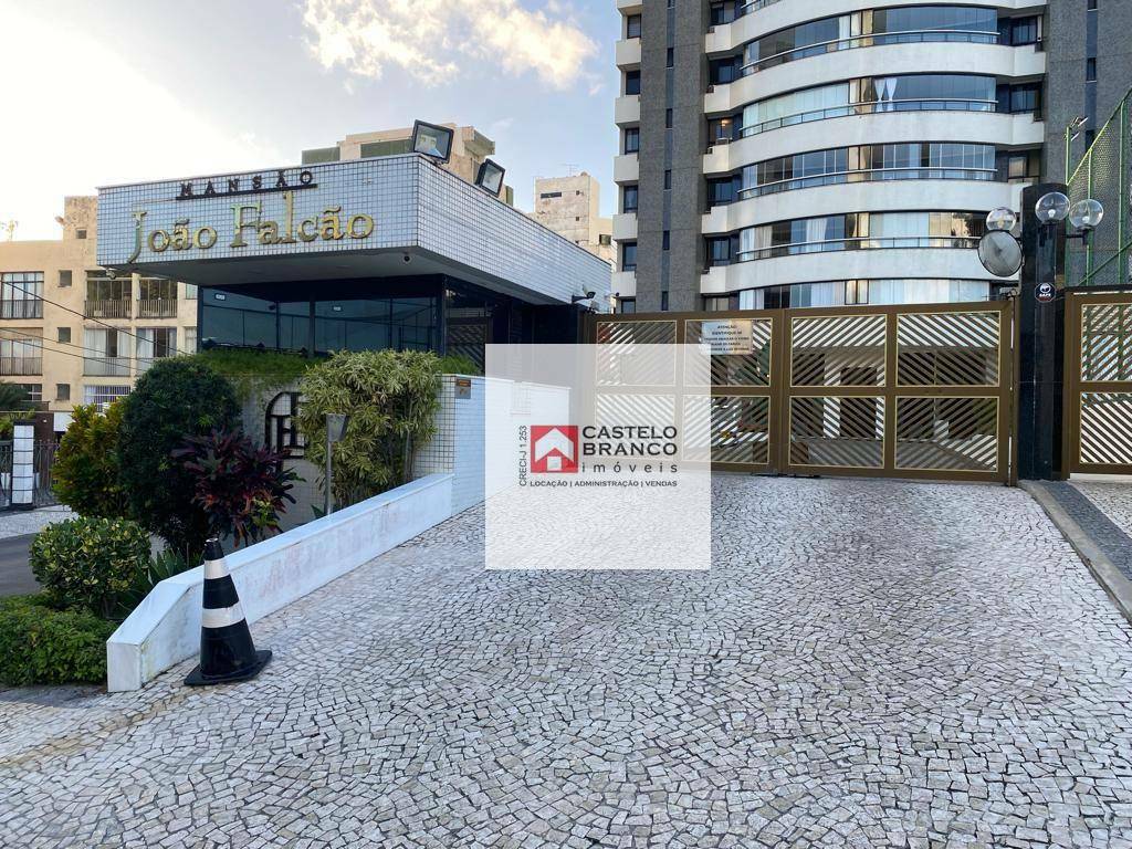 Apartamento à venda com 3 quartos, 189m² - Foto 3