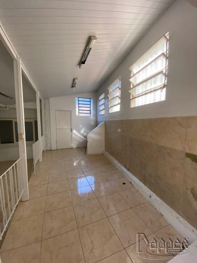 Casa à venda com 3 quartos, 340 - Foto 6