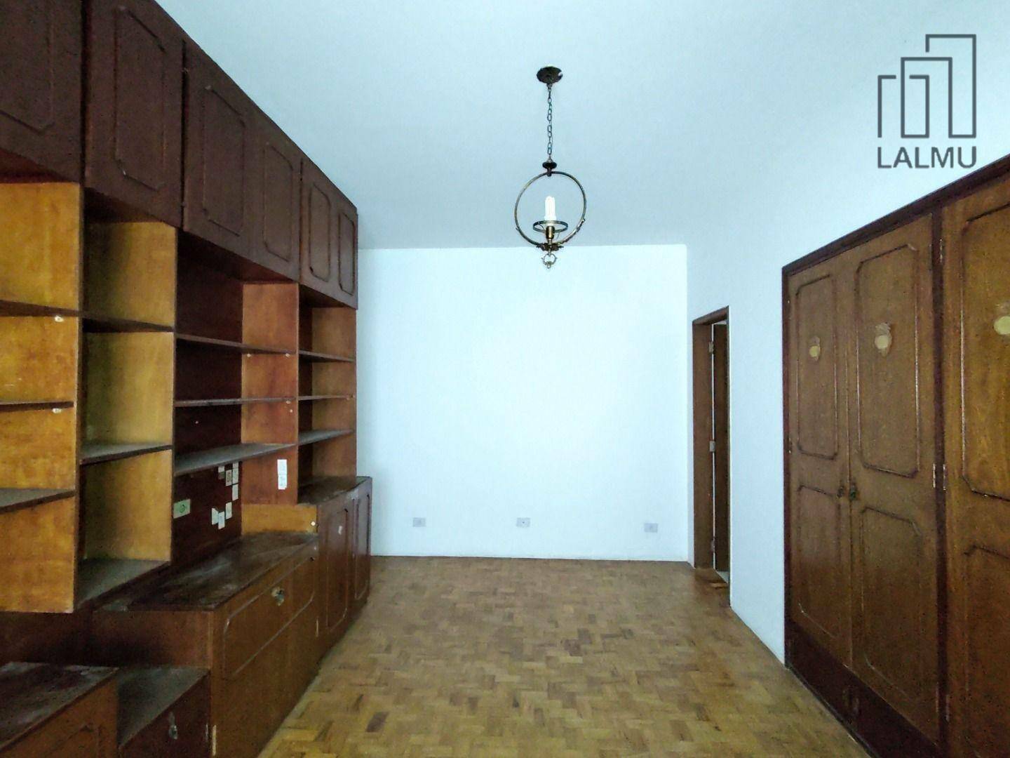 Sobrado para alugar com 3 quartos, 300m² - Foto 41