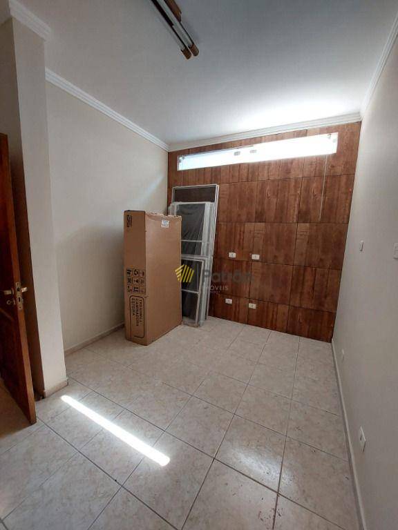 Casa de Condomínio à venda com 5 quartos, 452m² - Foto 4