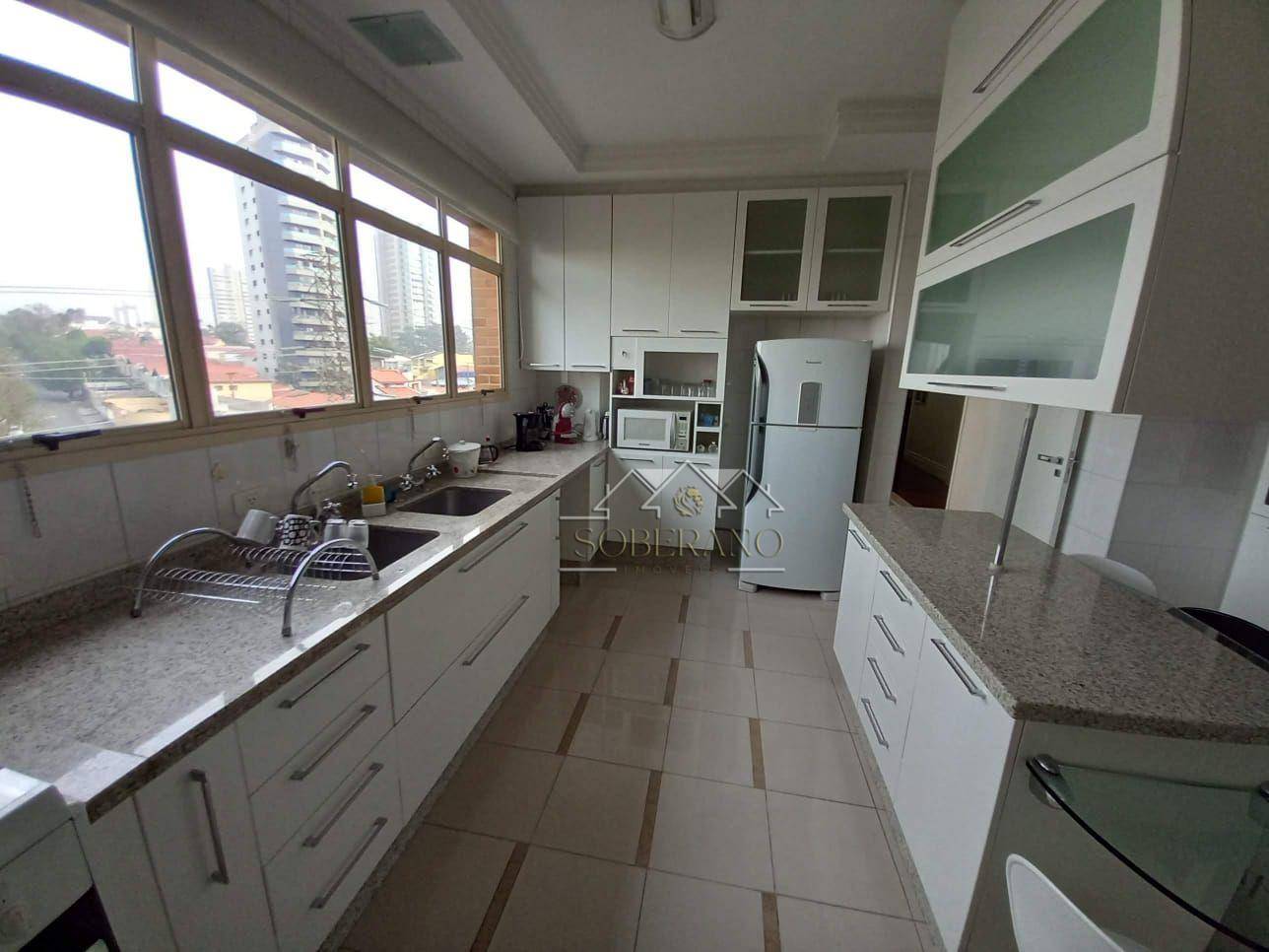 Apartamento à venda com 4 quartos, 300m² - Foto 27