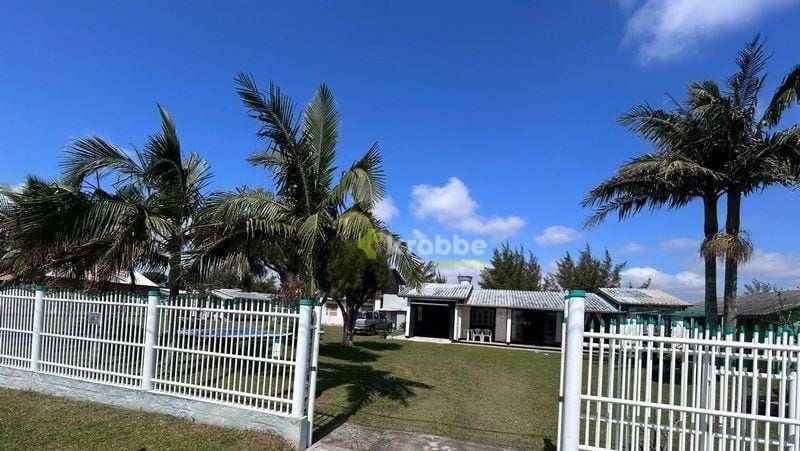 Casa, 3 quartos, 213 m² - Foto 1