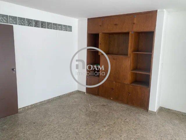 Casa para alugar com 3 quartos, 400m² - Foto 16