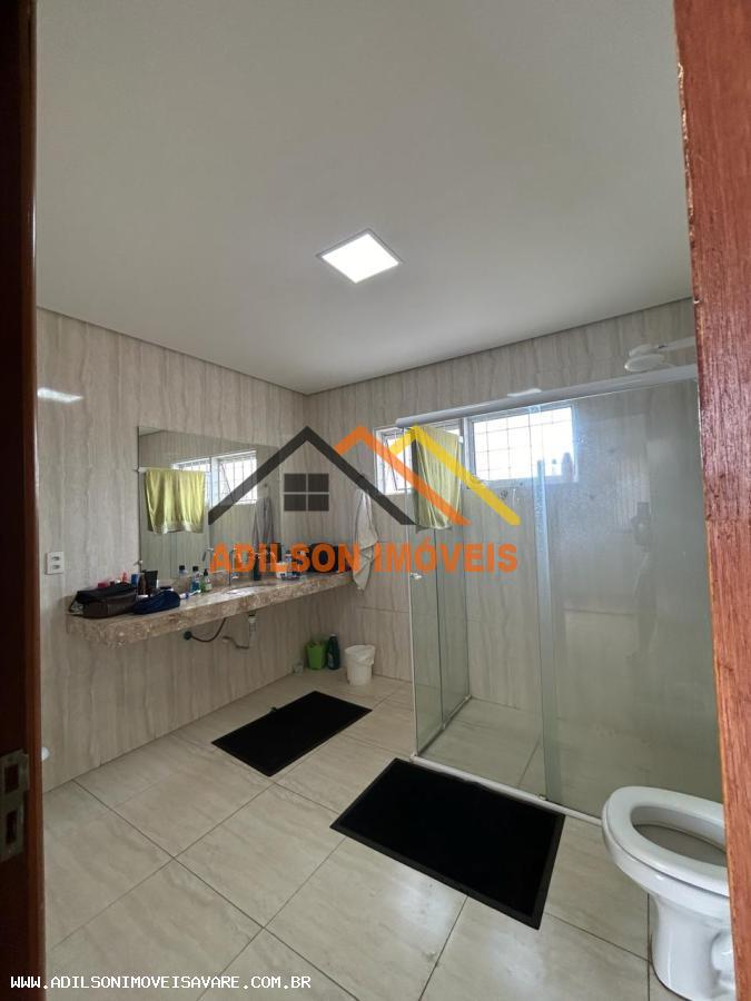 Casa para alugar com 4 quartos, 150m² - Foto 14