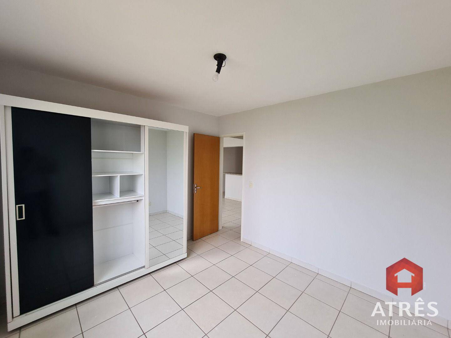 Apartamento para alugar com 2 quartos, 70m² - Foto 10