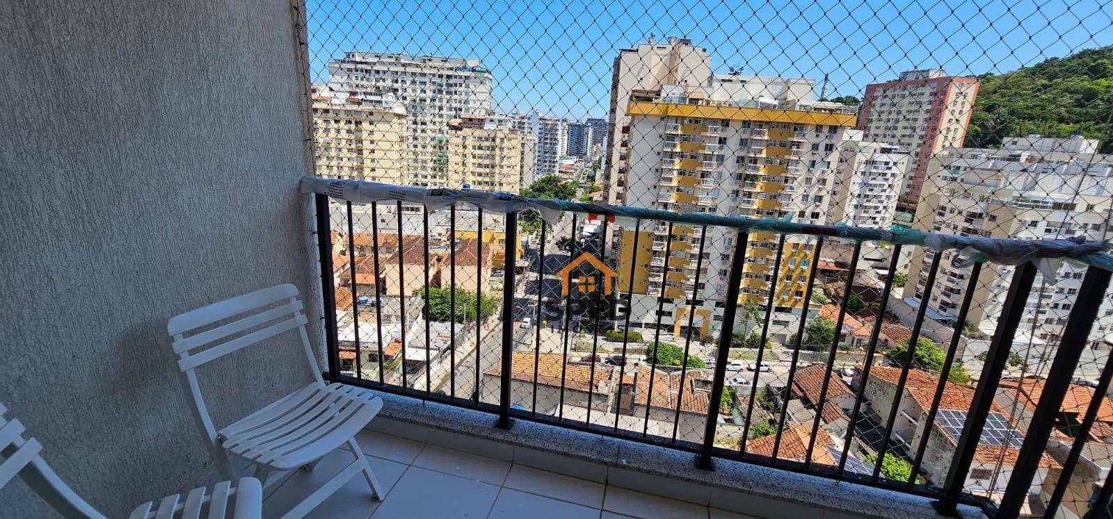 Apartamento à venda com 3 quartos, 80m² - Foto 1