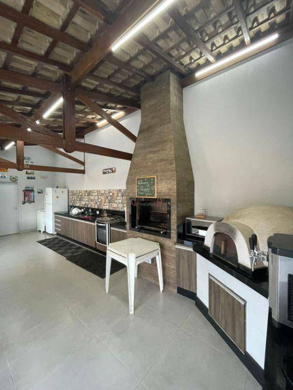 Casa de Condomínio à venda com 3 quartos, 361m² - Foto 22