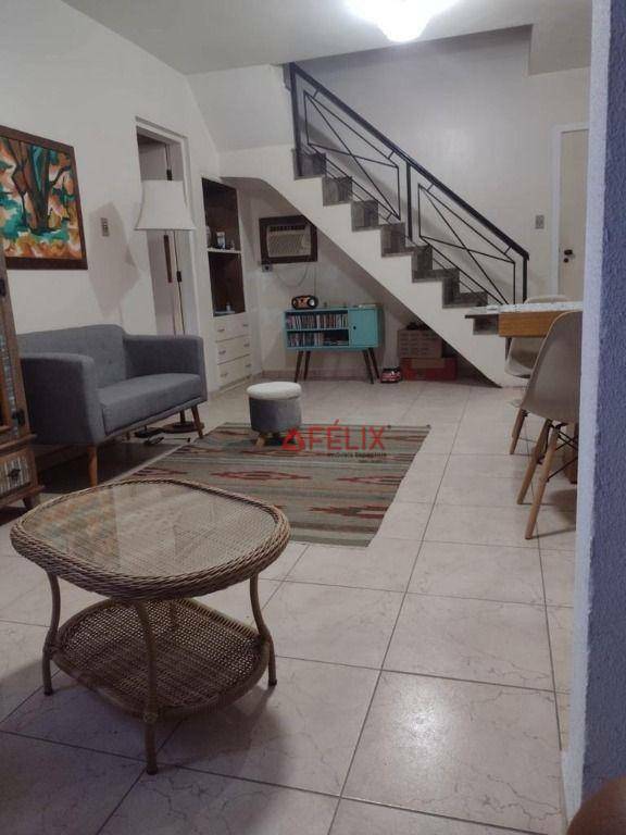 Apartamento à venda com 3 quartos, 111m² - Foto 2