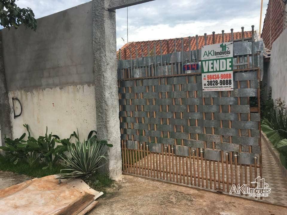 Casa à venda com 2 quartos, 75m² - Foto 1