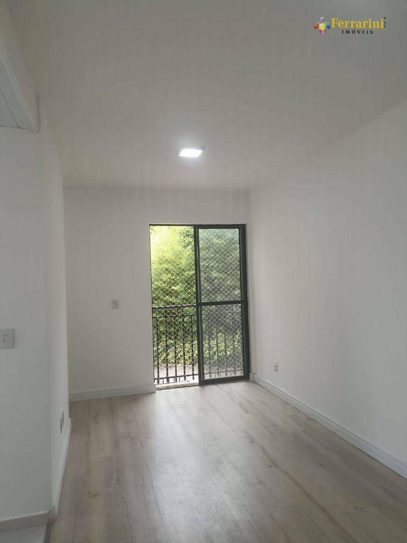 Apartamento para alugar com 2 quartos, 47m² - Foto 9