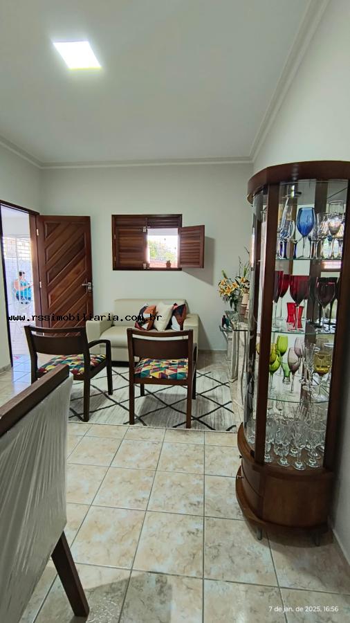 Casa à venda com 2 quartos, 56m² - Foto 8