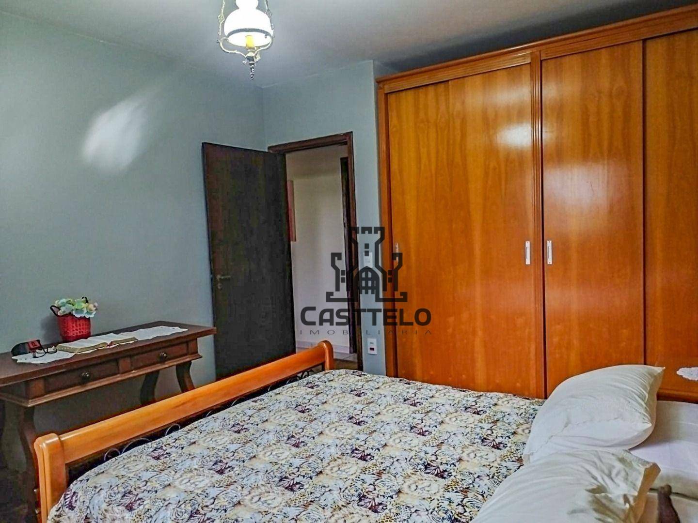 Casa à venda com 5 quartos, 353m² - Foto 23