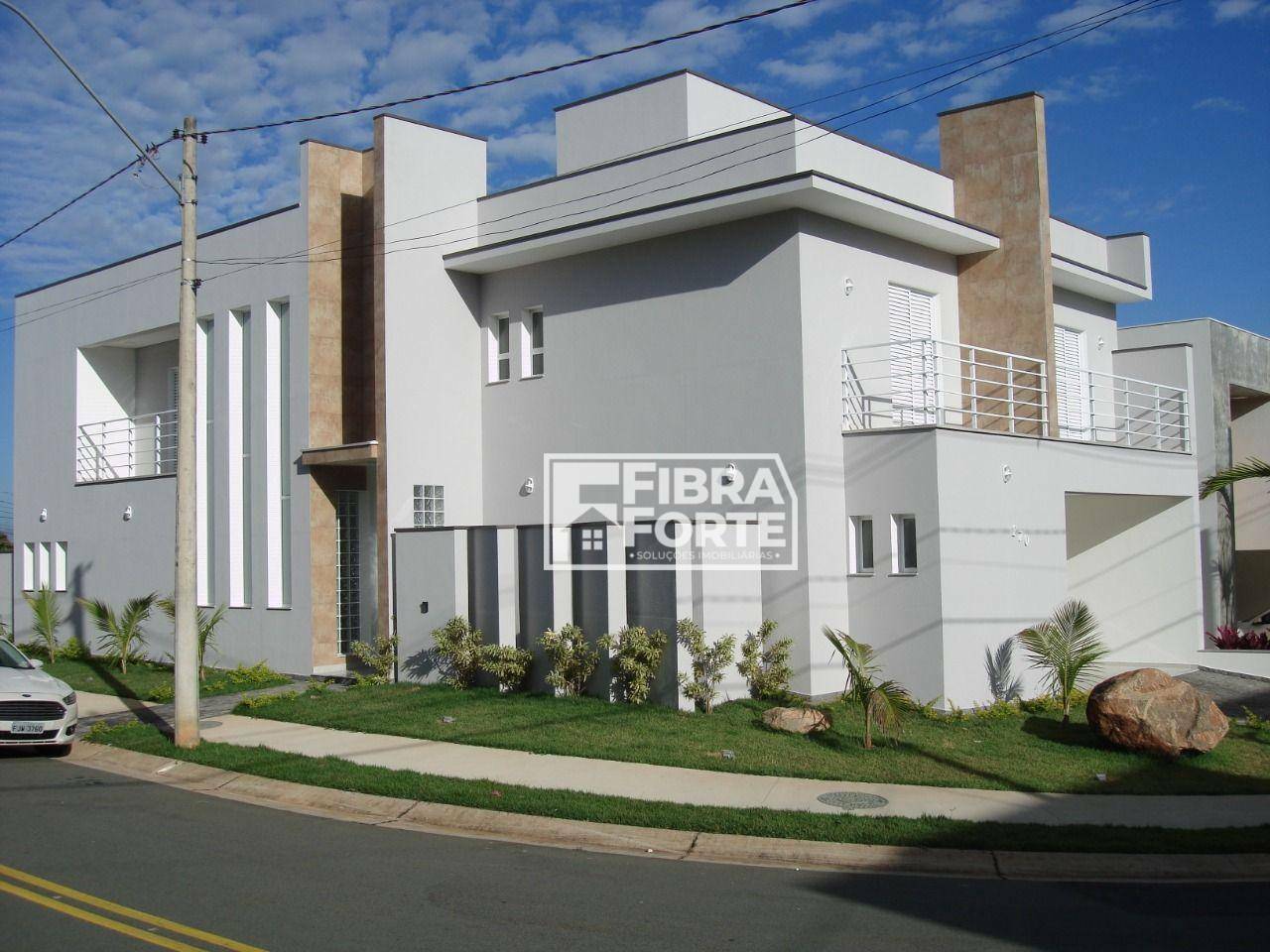 Casa de Condomínio à venda com 4 quartos, 370m² - Foto 1