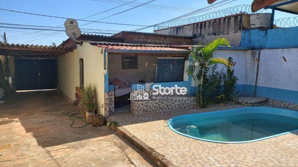 Casa à venda com 3 quartos, 196m² - Foto 7