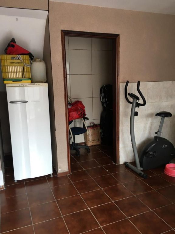 Sobrado à venda com 3 quartos, 204m² - Foto 37