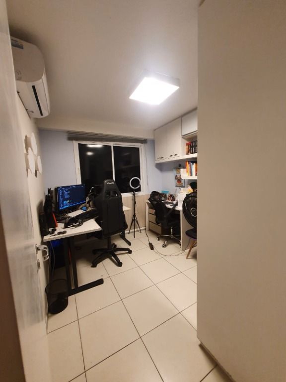 Apartamento à venda com 2 quartos, 61m² - Foto 17