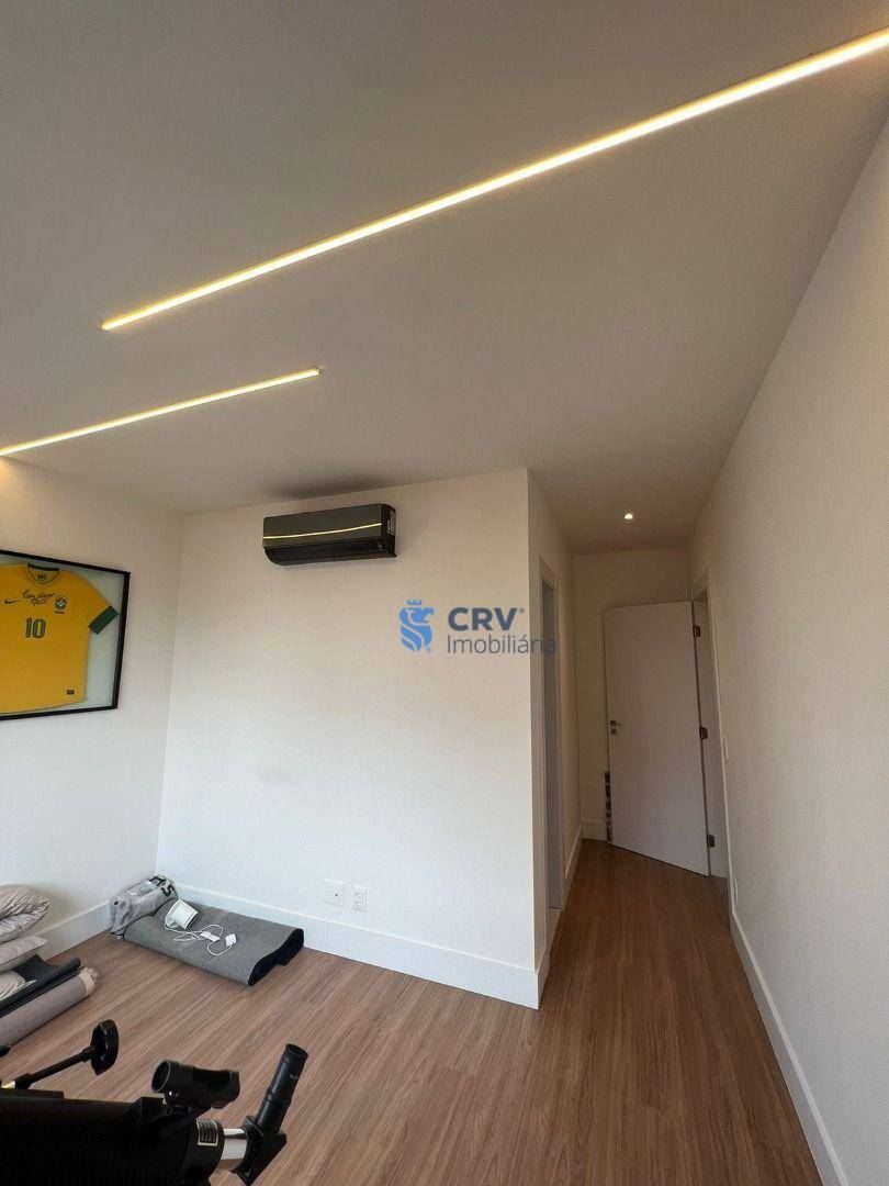 Apartamento à venda com 3 quartos, 216m² - Foto 15