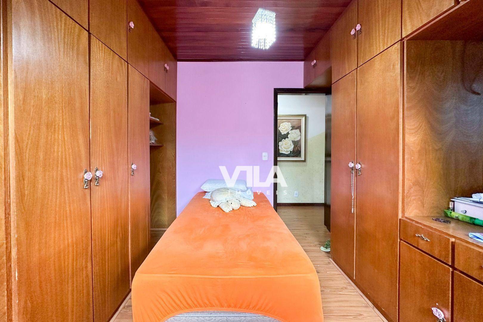 Casa à venda com 3 quartos, 200m² - Foto 17