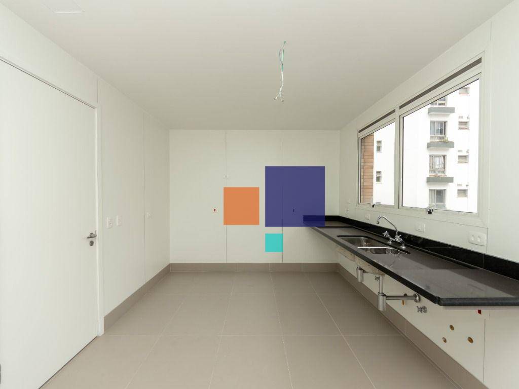 Apartamento à venda com 4 quartos, 260m² - Foto 17