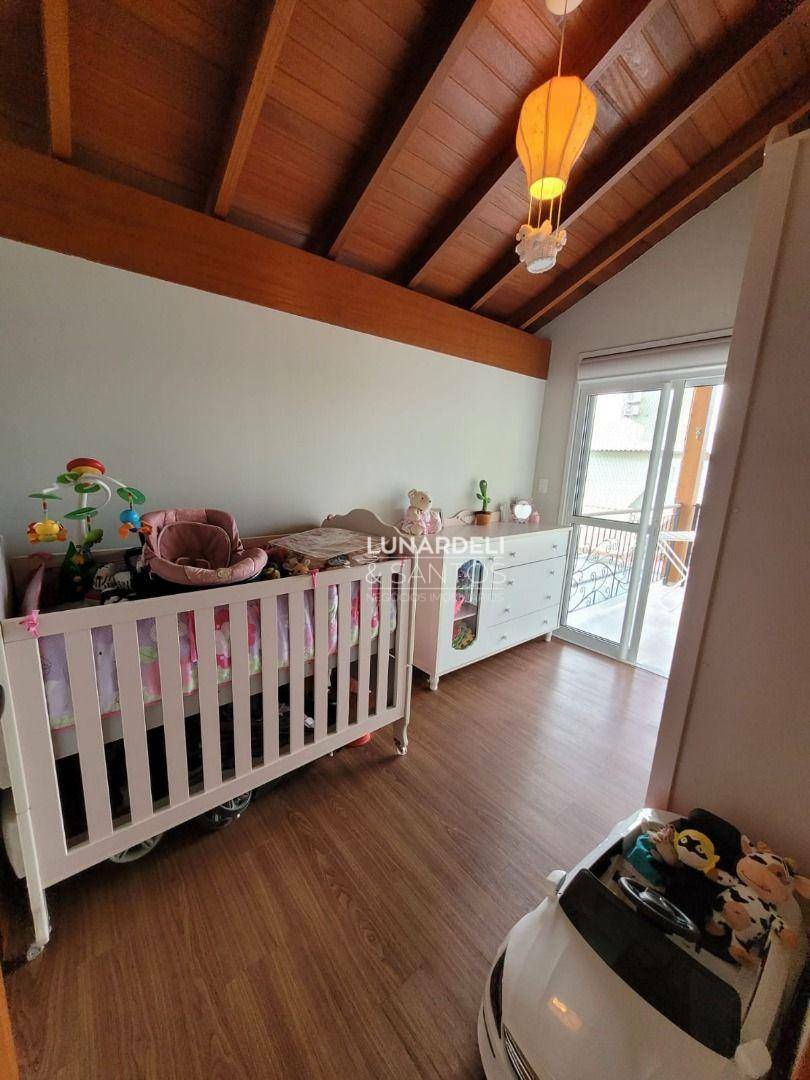 Casa à venda com 3 quartos, 180m² - Foto 17