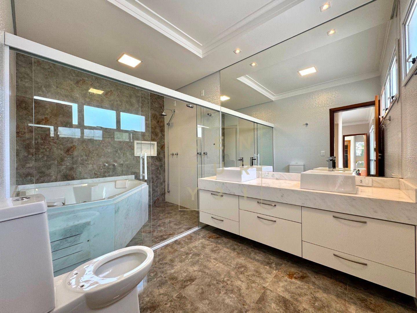 Casa de Condomínio à venda com 4 quartos, 305m² - Foto 18