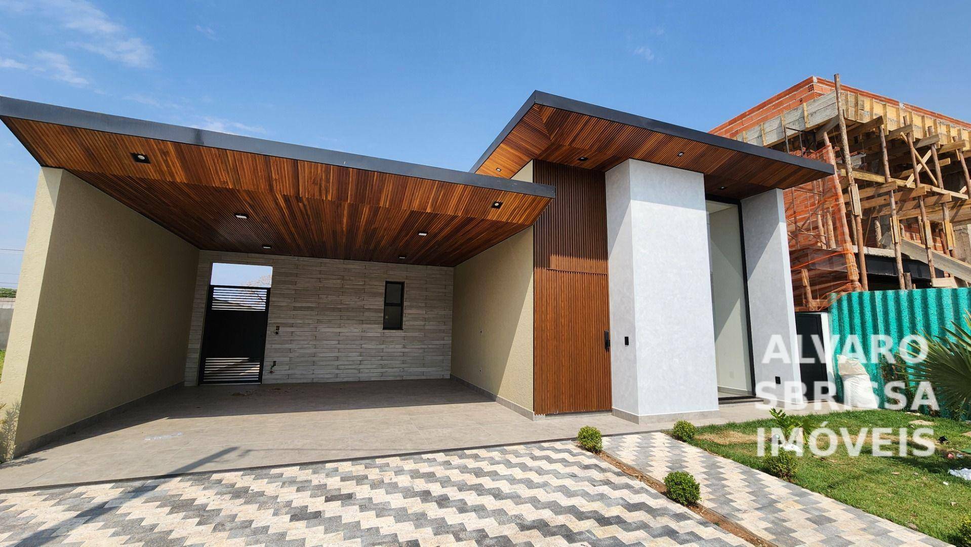 Casa de Condomínio à venda com 3 quartos, 205m² - Foto 2