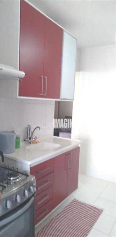 Apartamento à venda com 2 quartos, 48m² - Foto 13