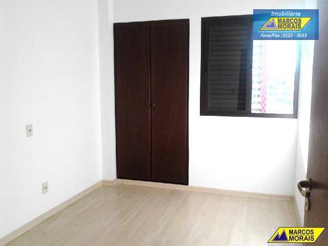 Apartamento à venda com 3 quartos, 98m² - Foto 21