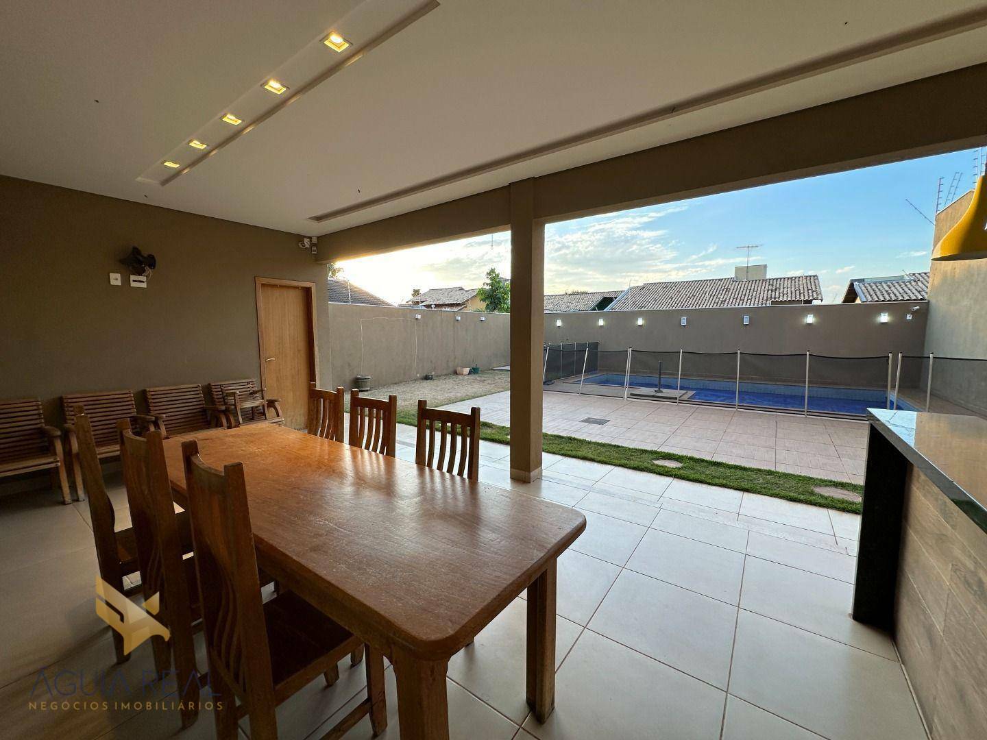 Sobrado à venda com 3 quartos, 234m² - Foto 23