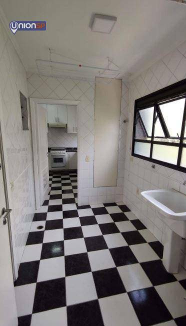 Apartamento à venda com 3 quartos, 130m² - Foto 14