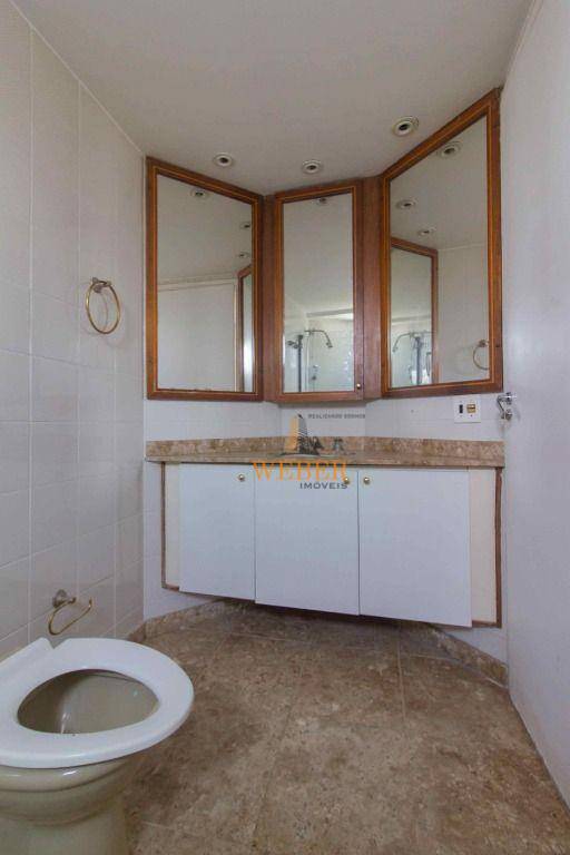 Apartamento à venda com 3 quartos, 119m² - Foto 17