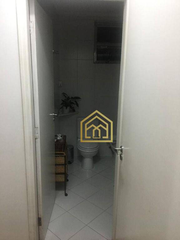 Apartamento à venda com 3 quartos, 140m² - Foto 47