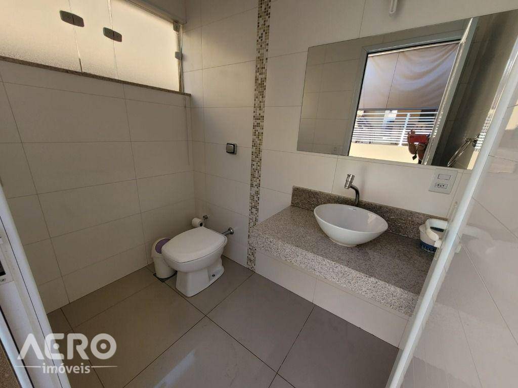 Casa de Condomínio à venda com 3 quartos, 210m² - Foto 13