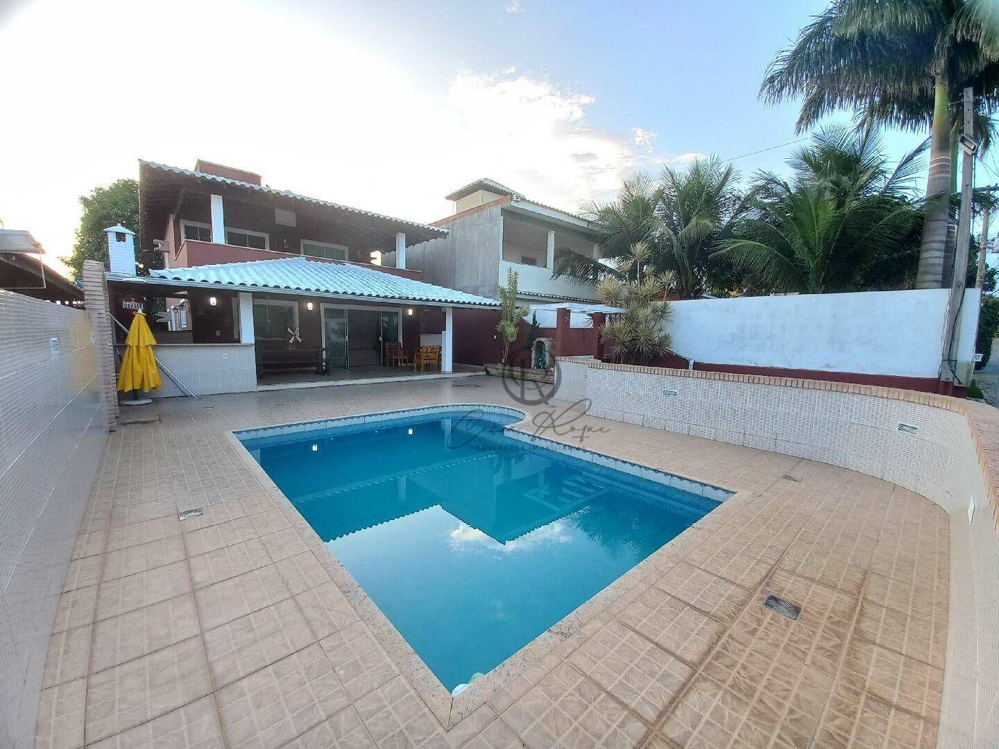 Casa de Condomínio à venda com 5 quartos, 320m² - Foto 1