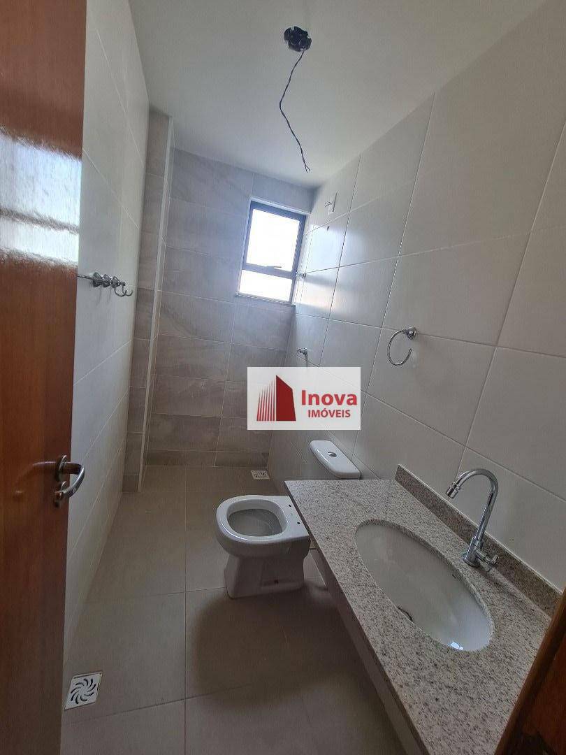 Apartamento à venda com 2 quartos, 75m² - Foto 10