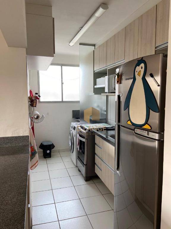 Apartamento à venda com 2 quartos, 45m² - Foto 10