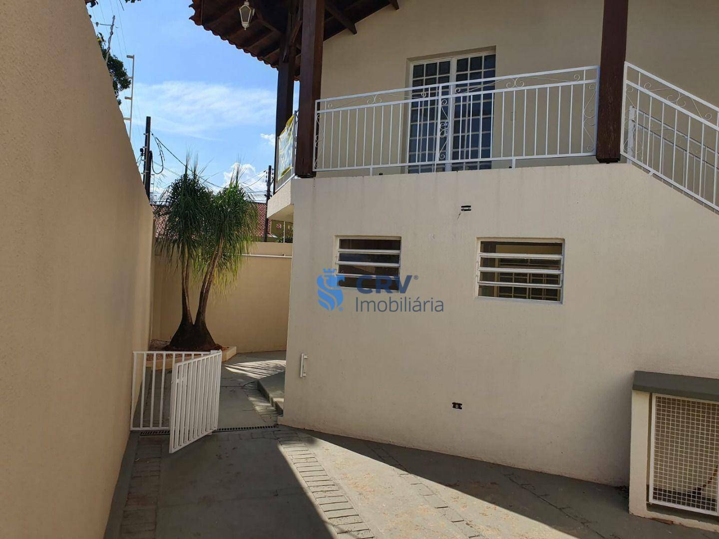 Casa à venda com 3 quartos, 215m² - Foto 22