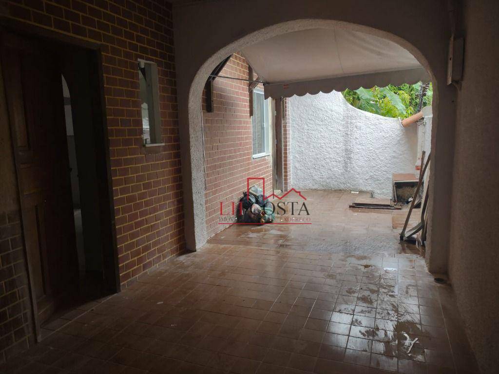 Casa à venda com 3 quartos, 148m² - Foto 43