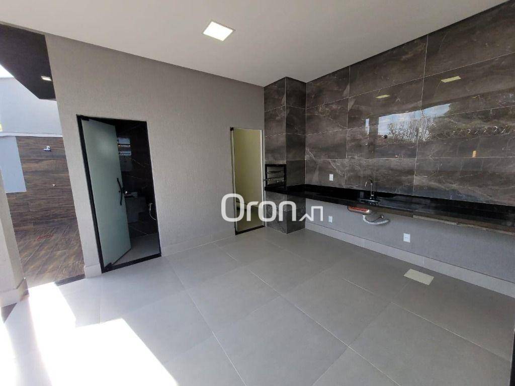 Casa à venda com 3 quartos, 194m² - Foto 4