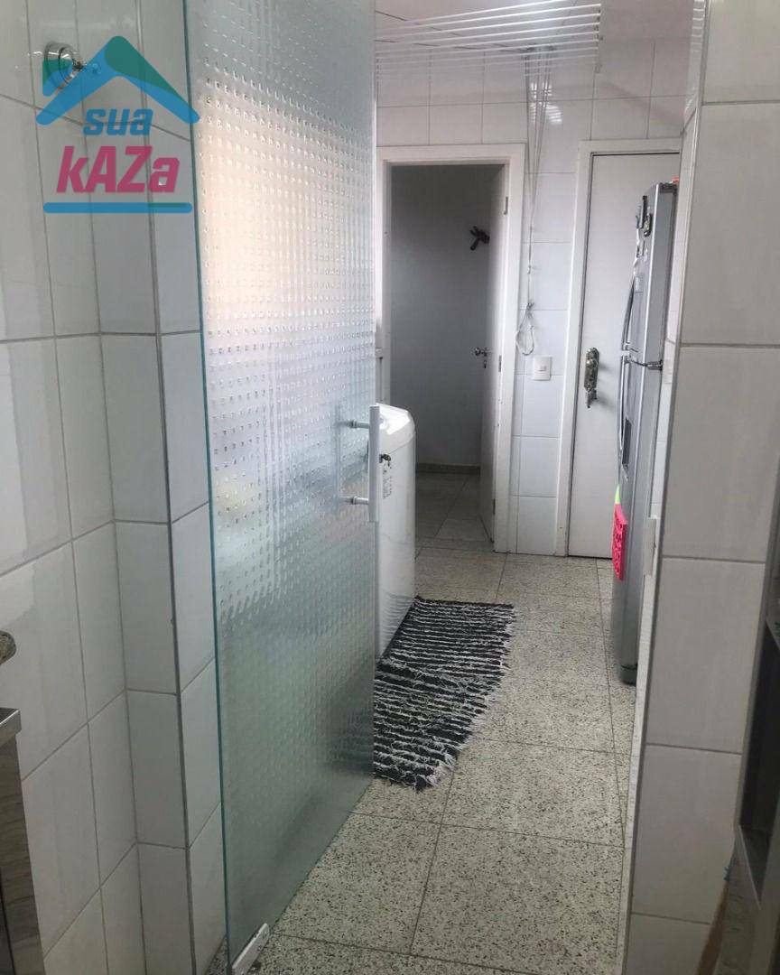 Apartamento à venda com 3 quartos, 140m² - Foto 9