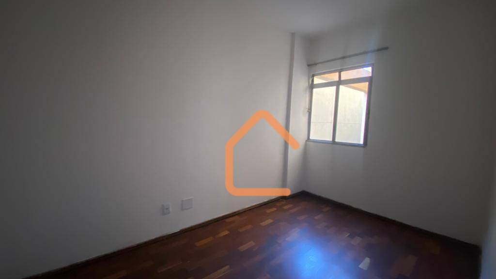 Apartamento à venda com 3 quartos, 120m² - Foto 3