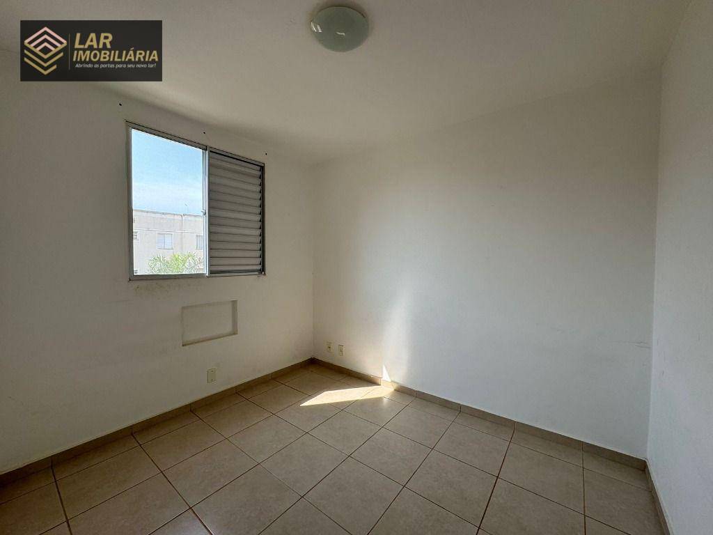 Apartamento para alugar com 2 quartos, 48m² - Foto 8