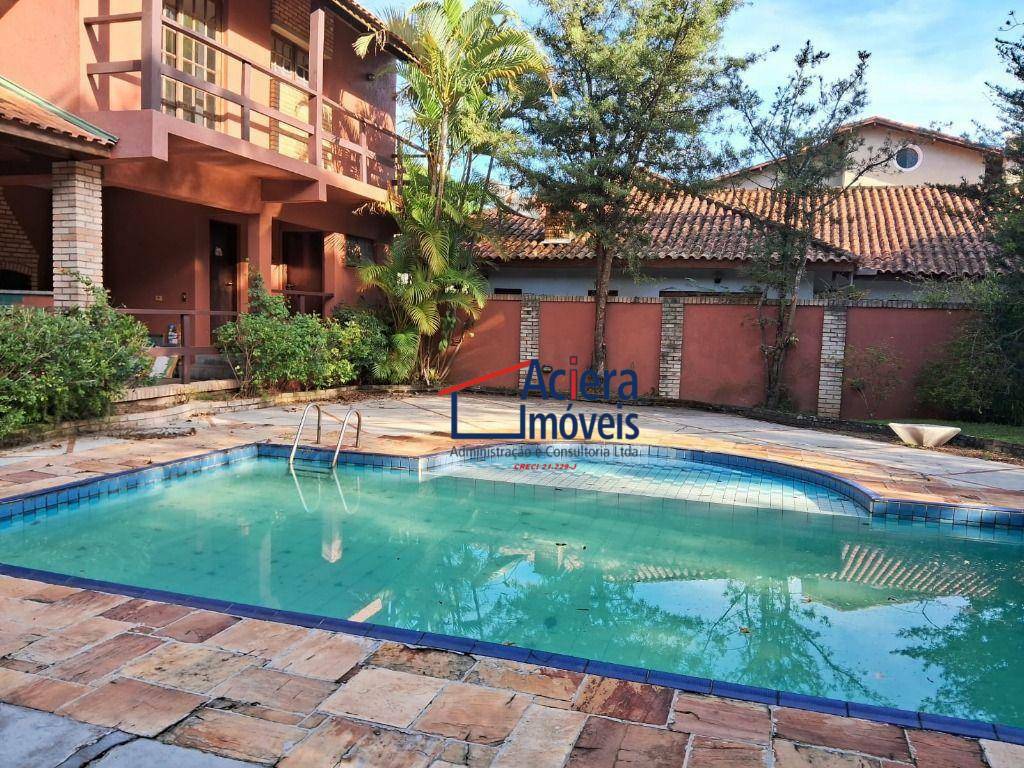 Casa de Condomínio à venda com 3 quartos, 400m² - Foto 3