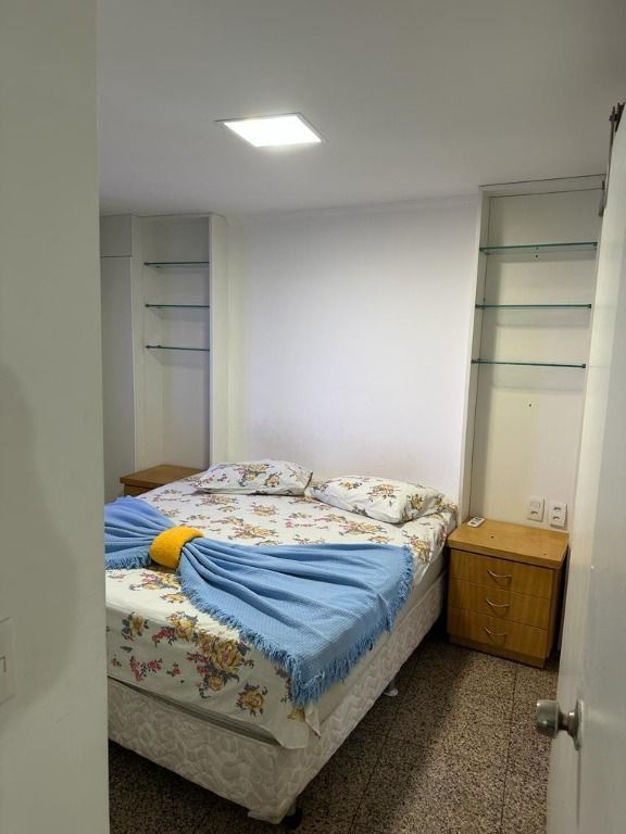 Apartamento à venda com 2 quartos, 78m² - Foto 12