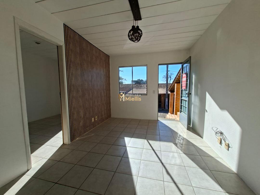 Casa à venda com 2 quartos, 20m² - Foto 1